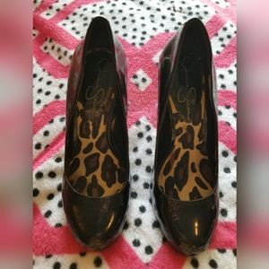 Jessica Simpson Women's Size 6B (36) Black Patten Leather Heels w Leopard Insole